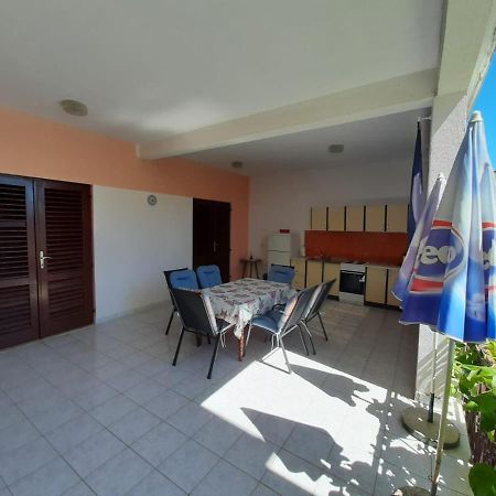 Vistica Apartment'S Podaca Bagian luar foto