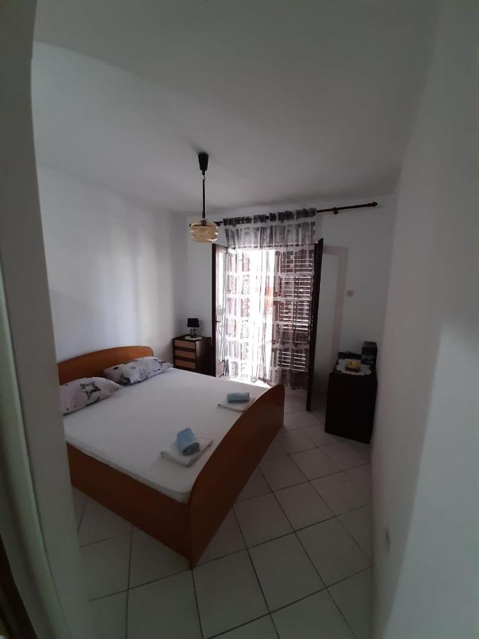 Vistica Apartment'S Podaca Bagian luar foto